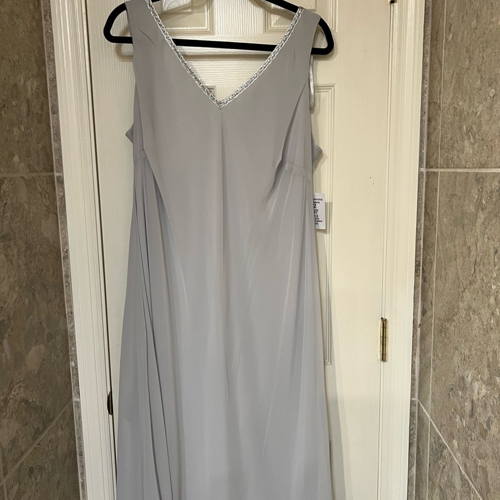 SLNY Silver Layered Wedding Dress - Picture 8 of 13